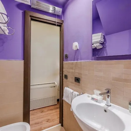 Hotel Hotiday Florence