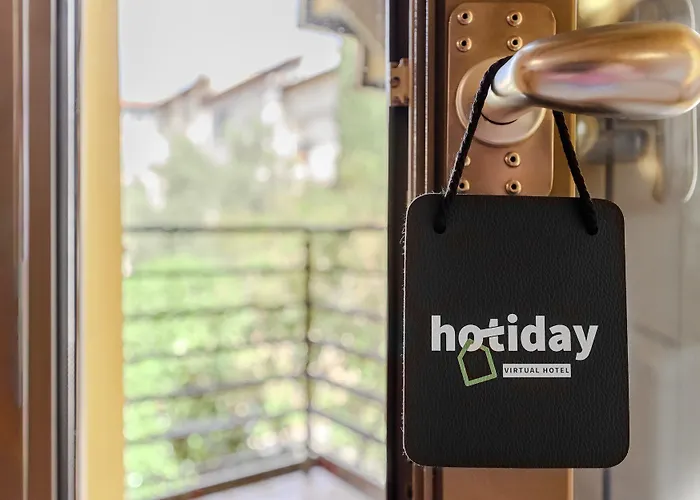 Hotiday فلورنس